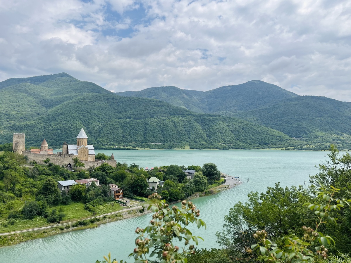 Ananuri Castle Complex