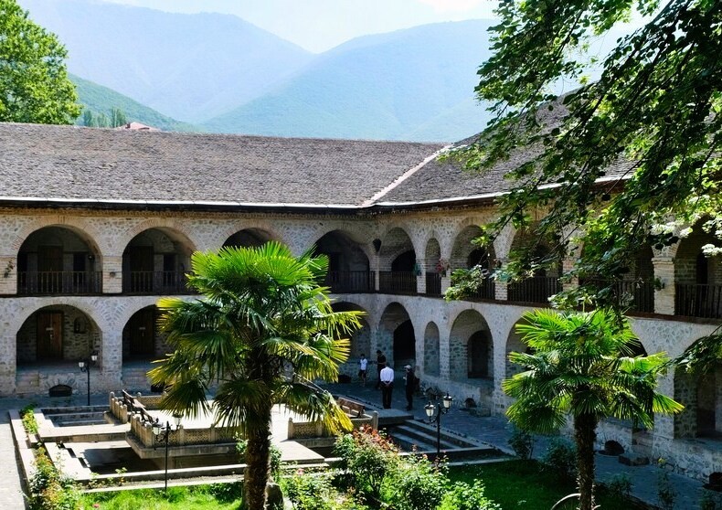 Azerbaijan Sheki, Cravanserai - etienn edayer