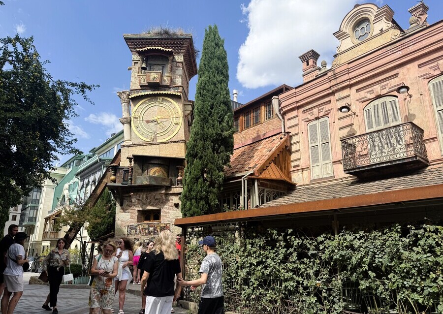 Gabriadze Clocktower, Tbilisi