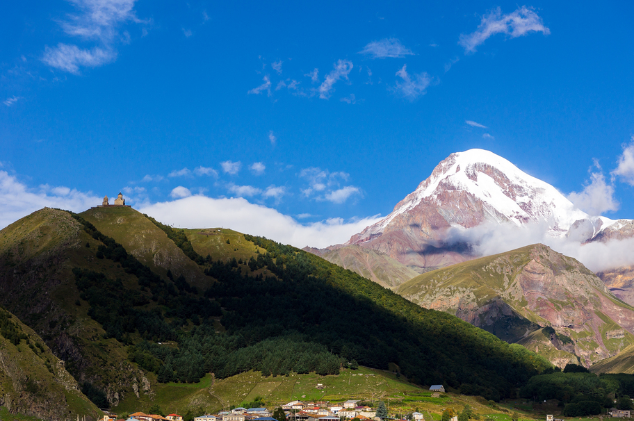 Gergeti Trinity Church - Kazbegi Gergeti Trinity Church - Kazbegi