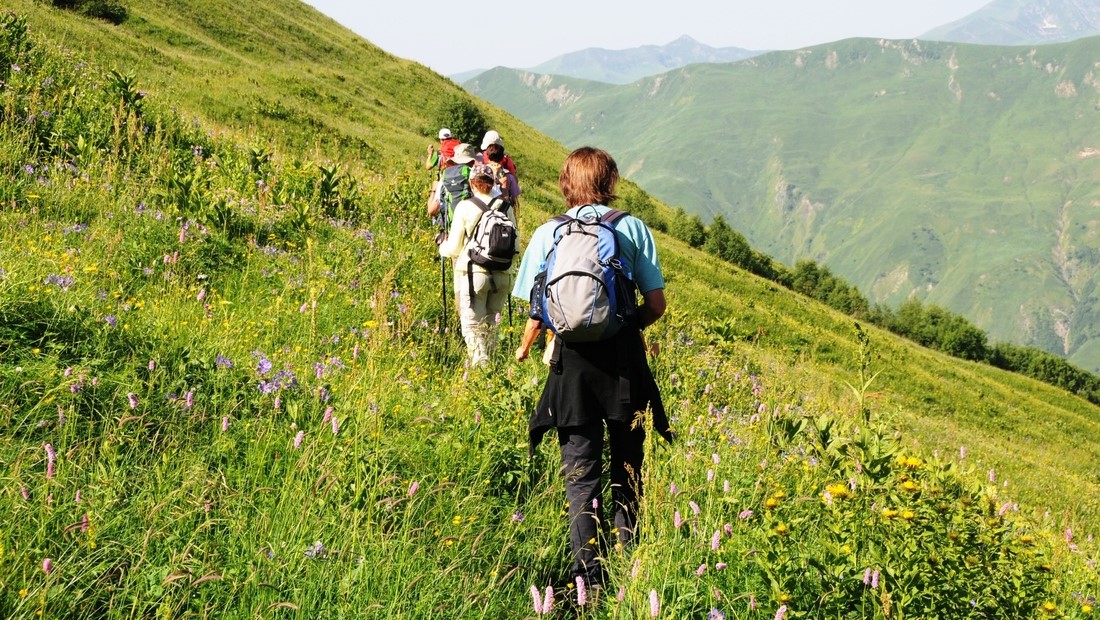 Trekking in Georgia, Tours
